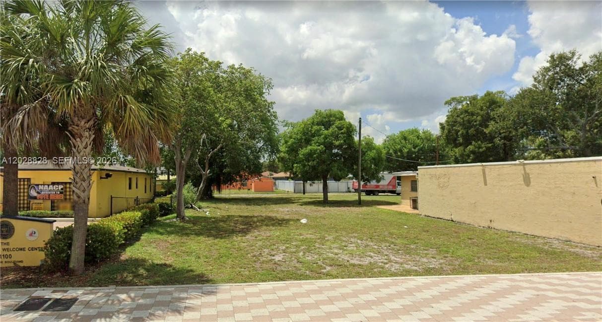 1102 NW 6th St, Fort Lauderdale FL 33311 photo 3