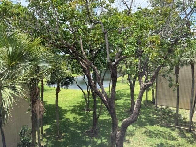 3341 NW 47th Terrace # 408, Lauderdale Lakes FL 33319 photo 2