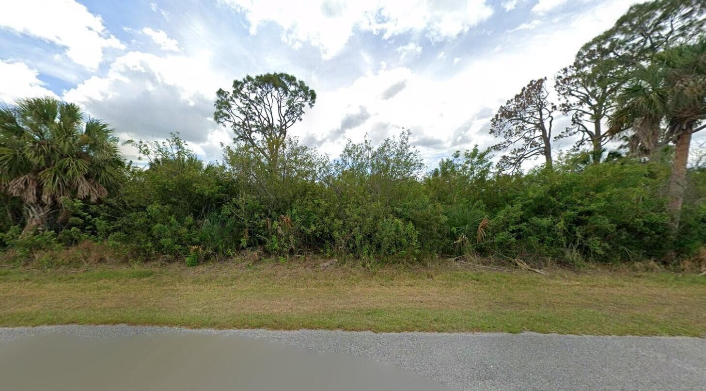 13177 Windcrest Drive, Port Charlotte FL 33953 photo 3