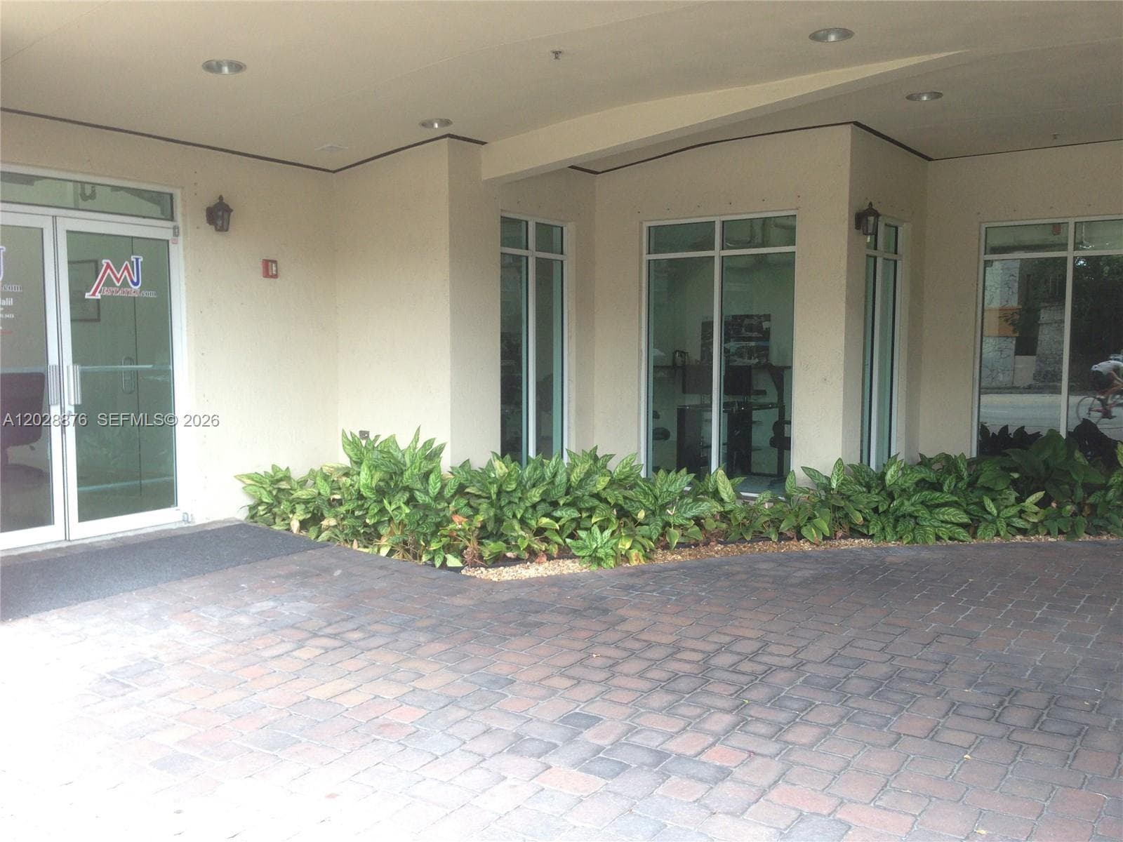 1627 SW 37th Ave # 1, Miami FL 33145 photo 4