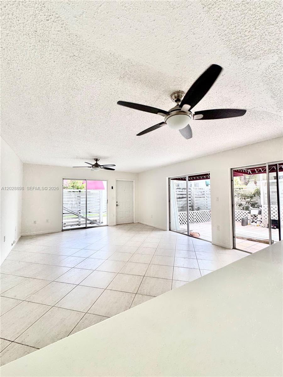535 NW 98th Ave, Plantation FL 33324 photo 5