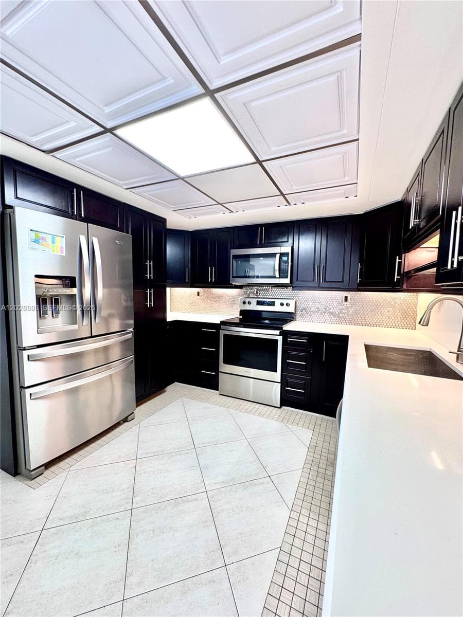 535 NW 98th Ave, Plantation FL 33324 photo 4