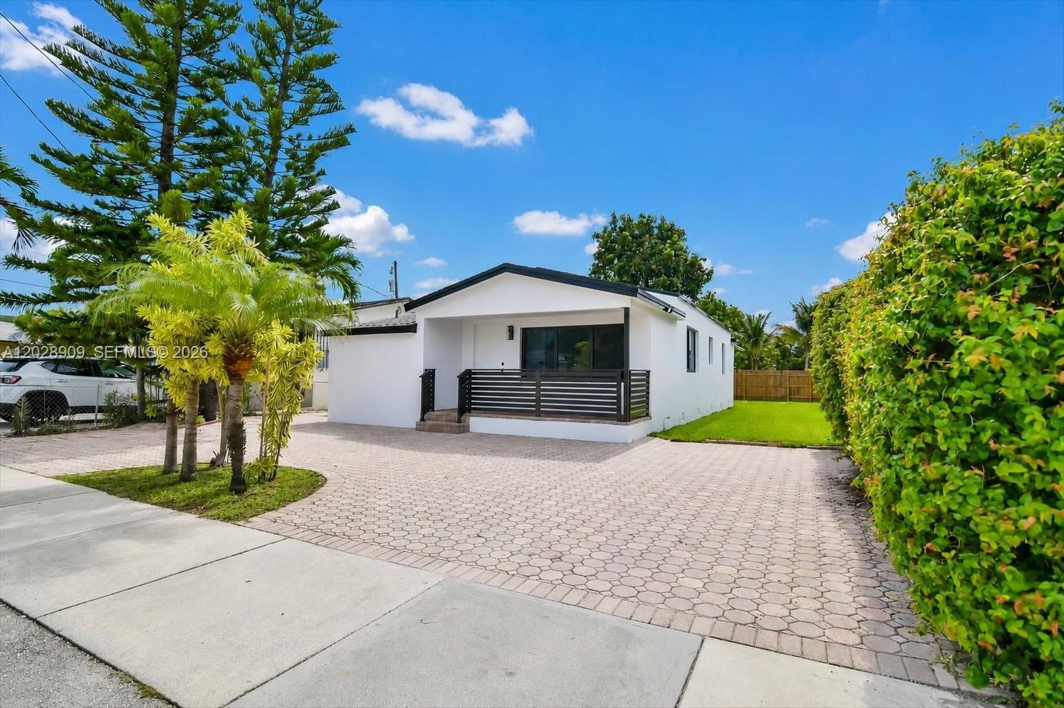 85 SW 30th Ave, Miami FL 33135 photo 4