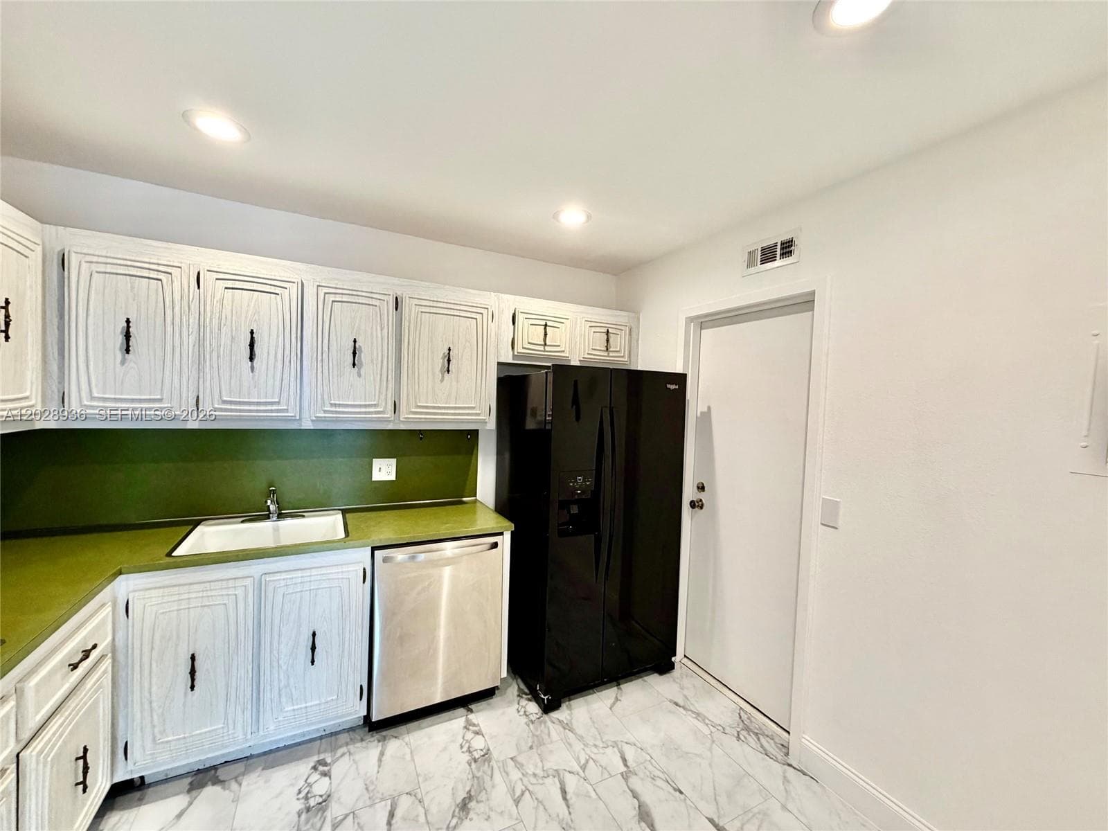 2101 S Ocean Dr # 306, Hollywood, FL 33019 photo 2