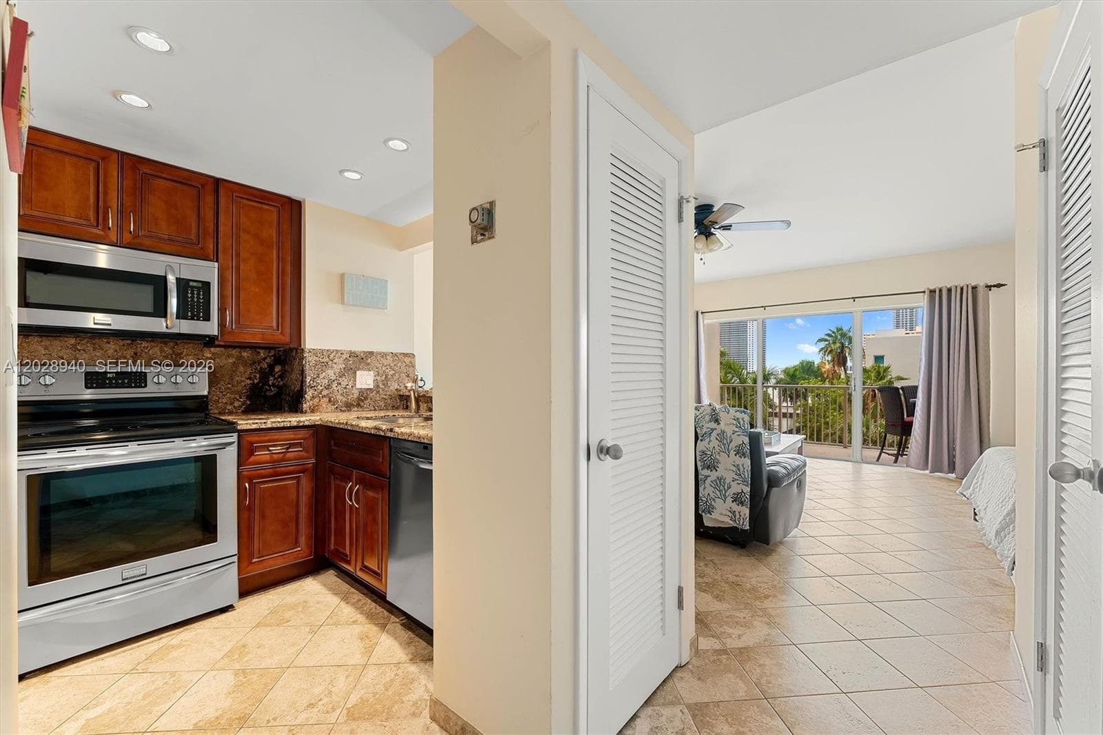 1965 S Ocean Dr # 3L, Hallandale Beach FL 33009 photo 3