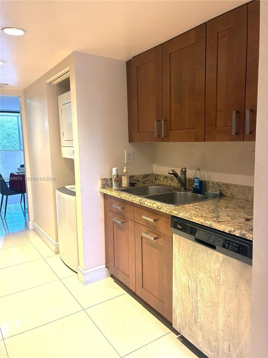 7451 NW 16th St # 403, Plantation FL 33313 photo 5