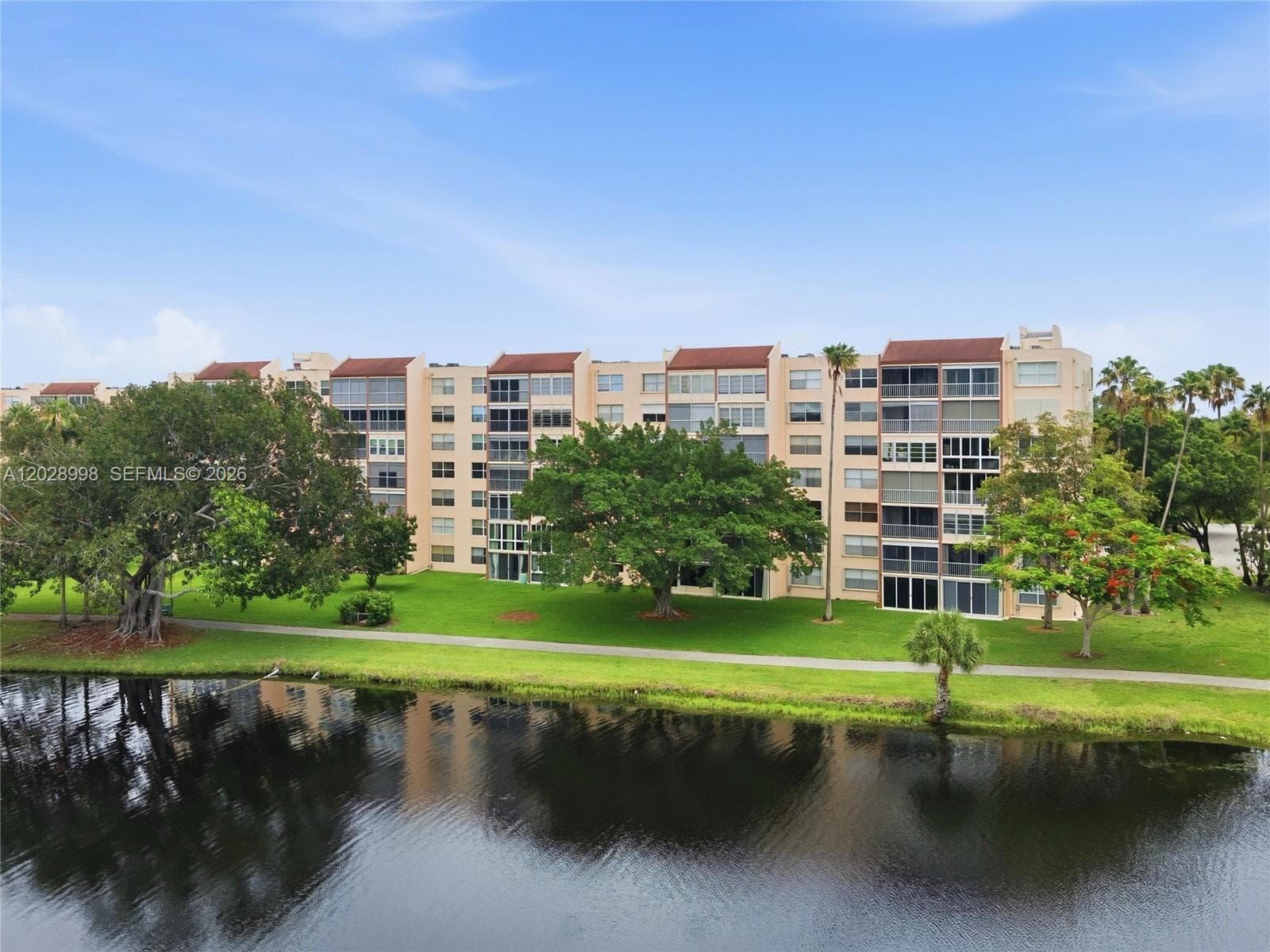 14623 Bonaire Blvd # 405, Delray Beach FL 33446 photo 2