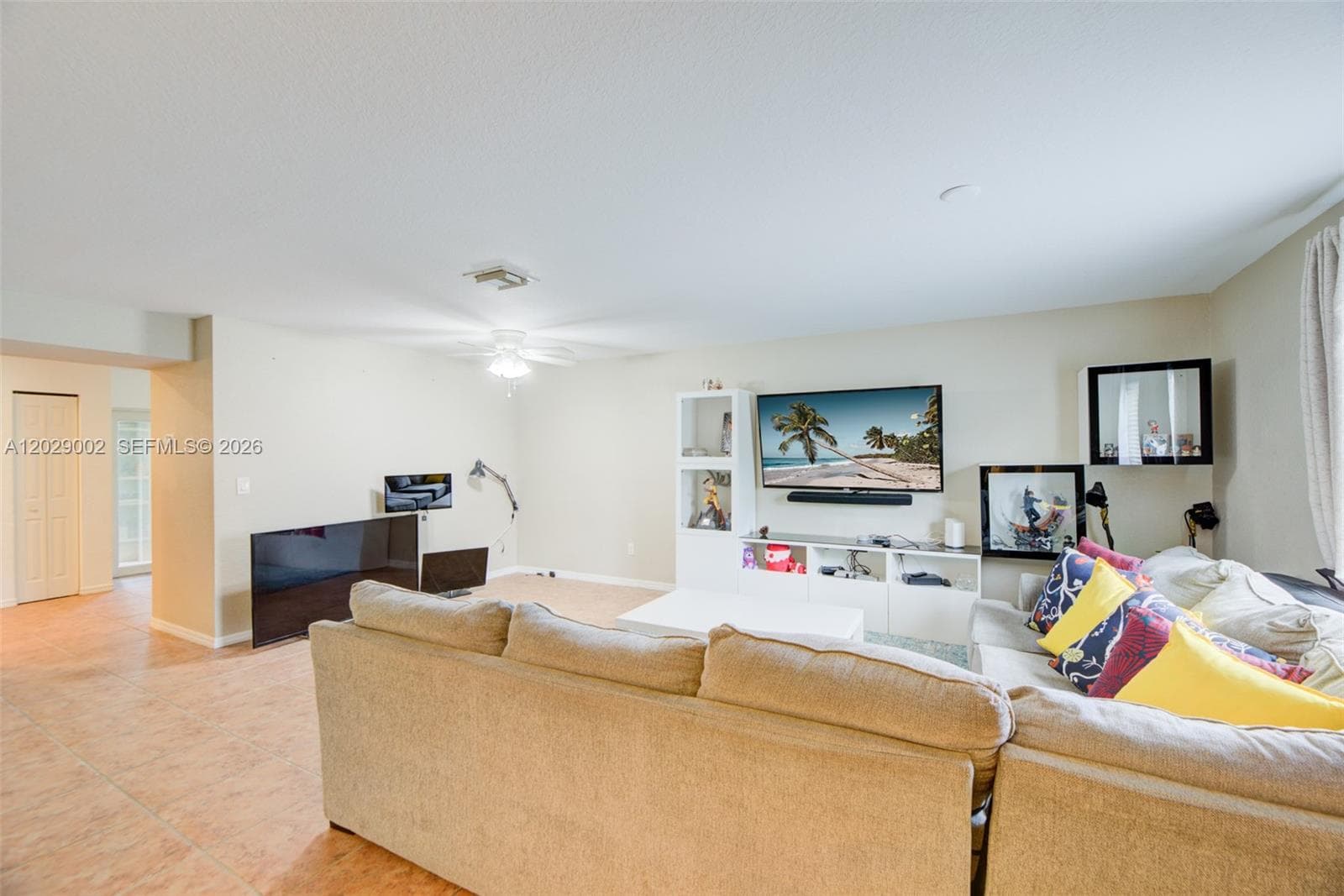 5955 London Ln # 0, Tamarac FL 33321 photo 2
