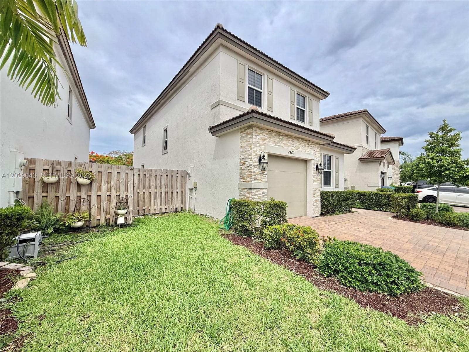 2462 NW 131st Cir, Miami FL 33167 photo 2