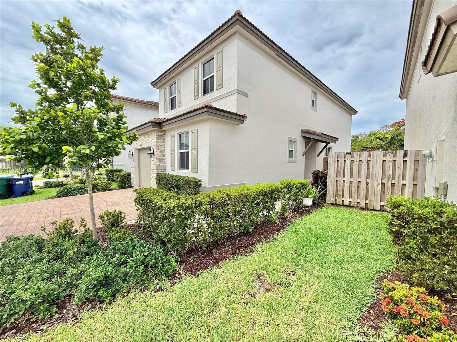 2462 NW 131st Cir, Miami FL 33167 photo 3