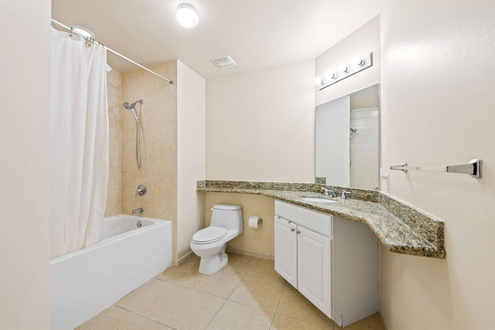 3001 NE 185th Street # 536, Aventura FL 33180 photo 2