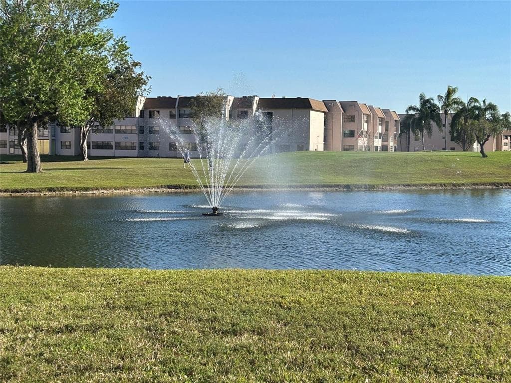 10303 Sunrise Lakes Boulevard # 205, Sunrise FL 33322 photo 2