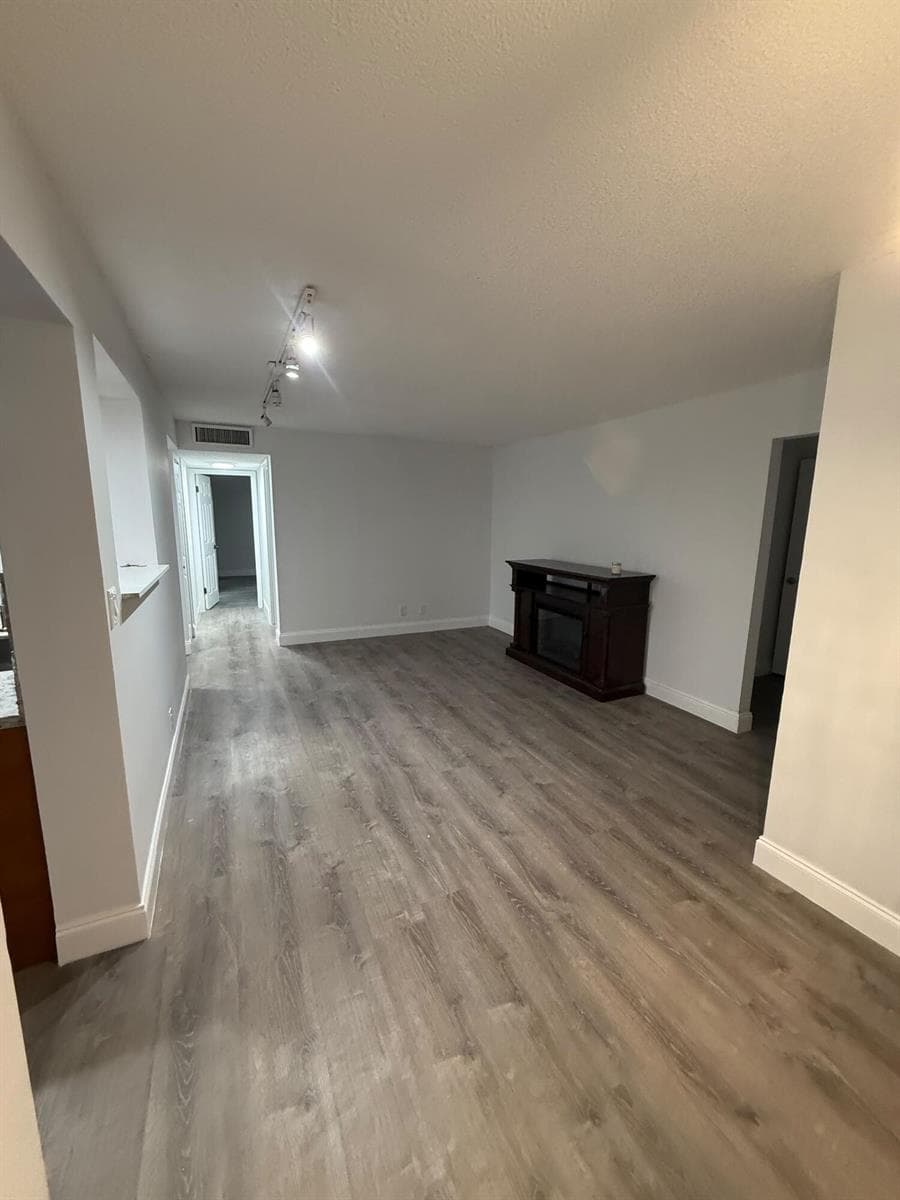 6190 Woodlands Boulevard # 110, Tamarac FL 33319 photo 2