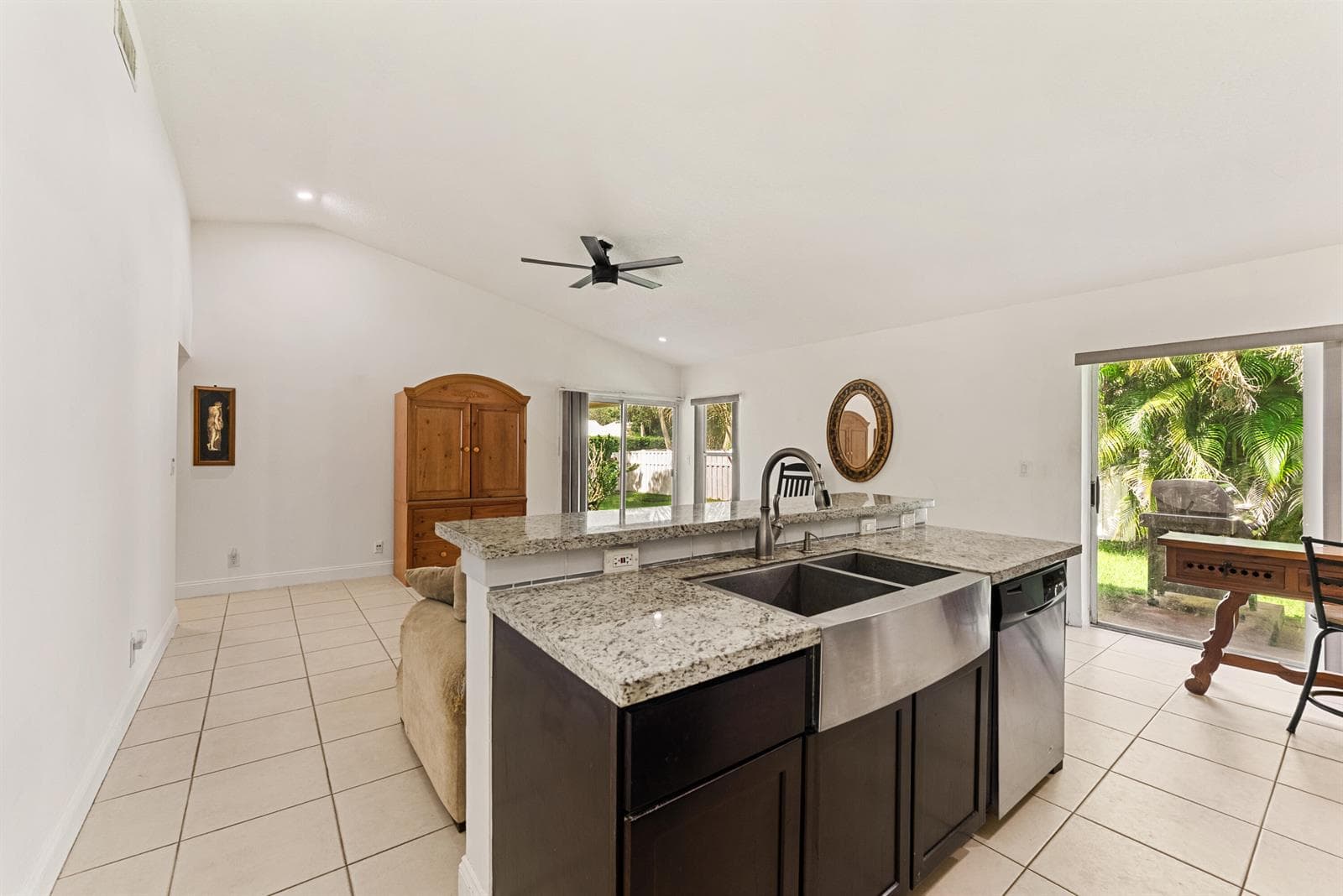 9532 NW 9th Court, Plantation FL 33324 photo 5