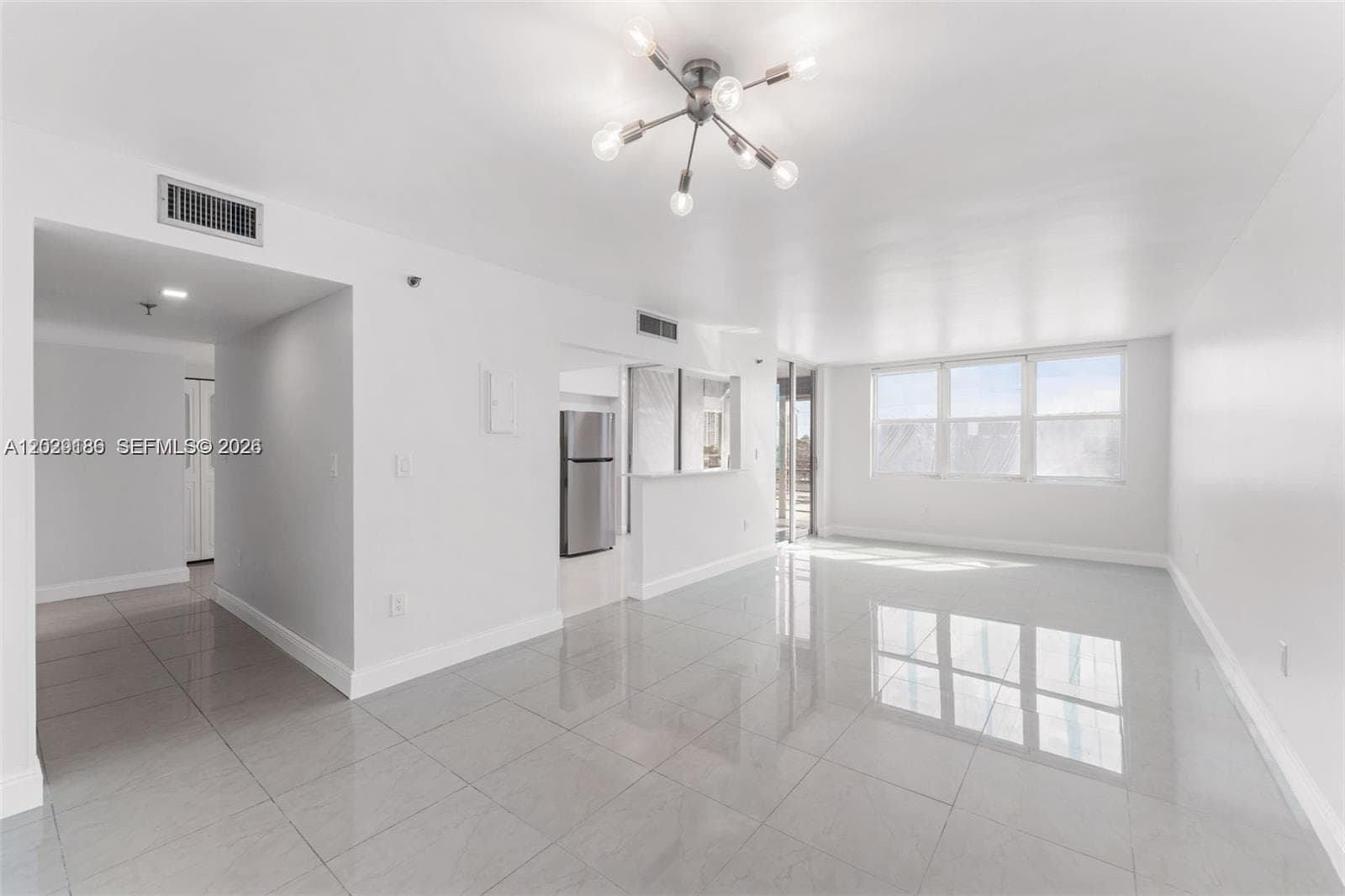 17890 W Dixie Hwy 501 Hwy # 501, North Miami Beach FL 33160 photo 3