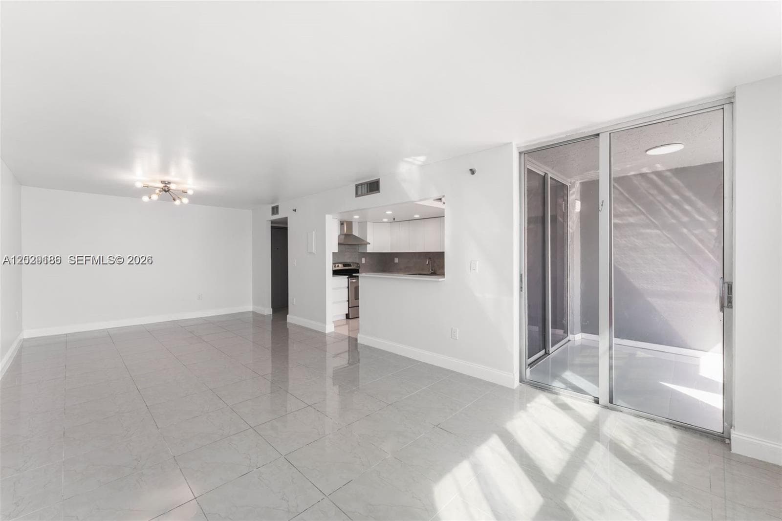 17890 W Dixie Hwy 501 Hwy # 501, North Miami Beach FL 33160 photo 4