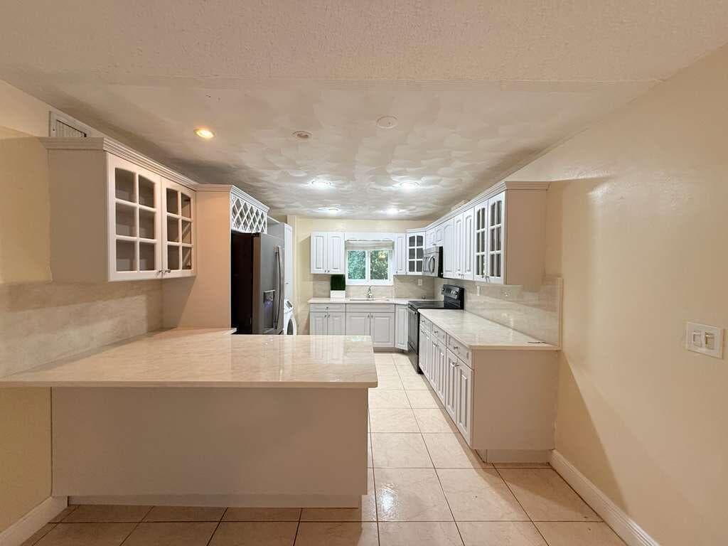 2210 Taylor Street # 207, Hollywood FL 33020 photo 5