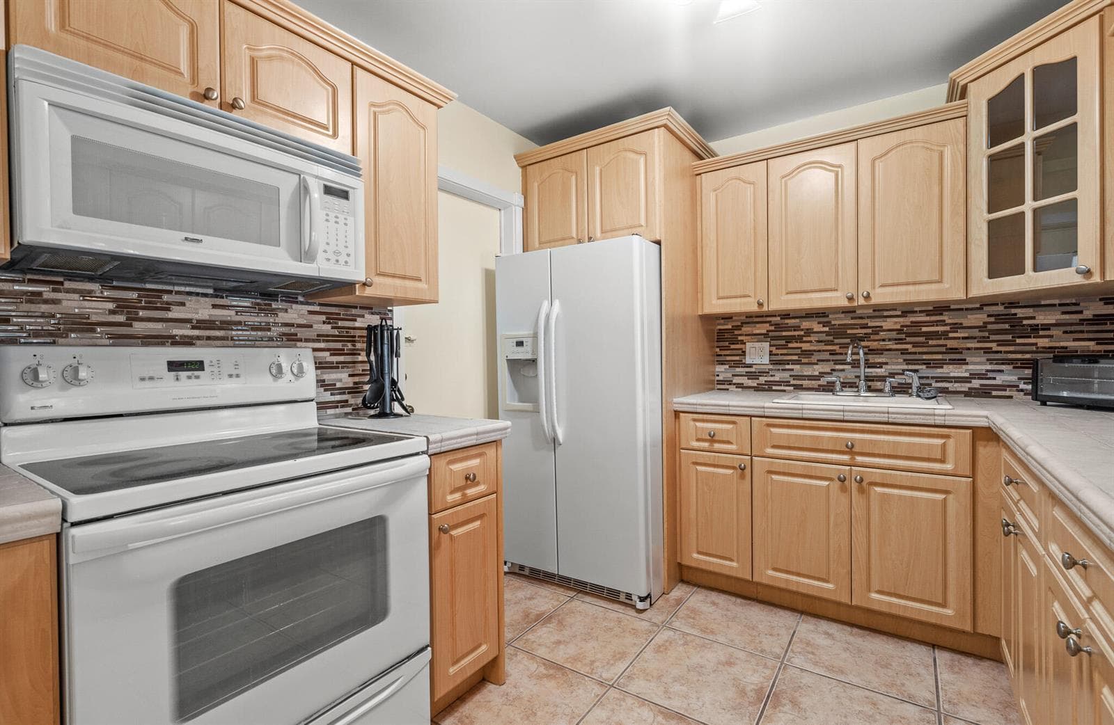 1801 S Ocean Drive Unit 332, Hallandale Beach FL 33009 photo 2