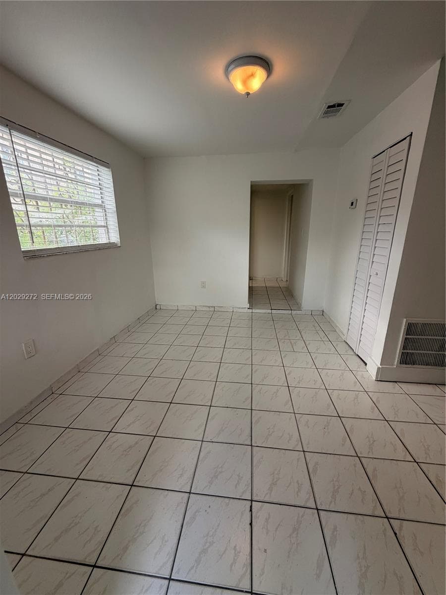 2420 NW 31st St # 3, Miami FL 33142 photo 2