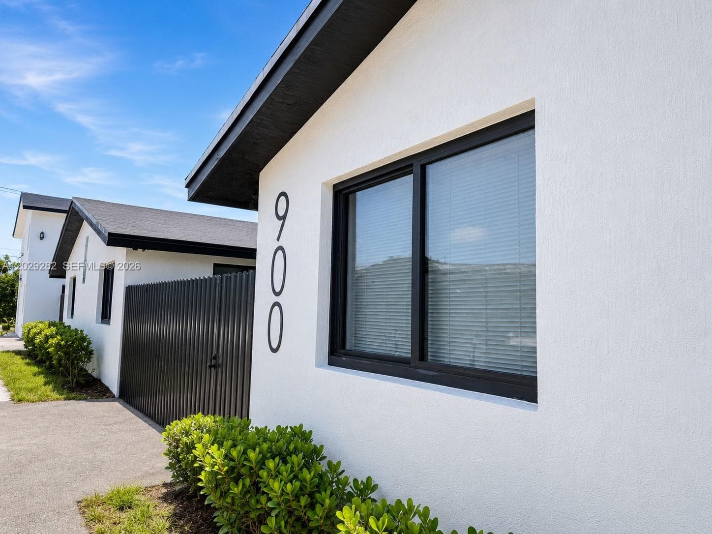900 NW 8th Ave # 4, Pompano Beach, FL 33060 photo 2