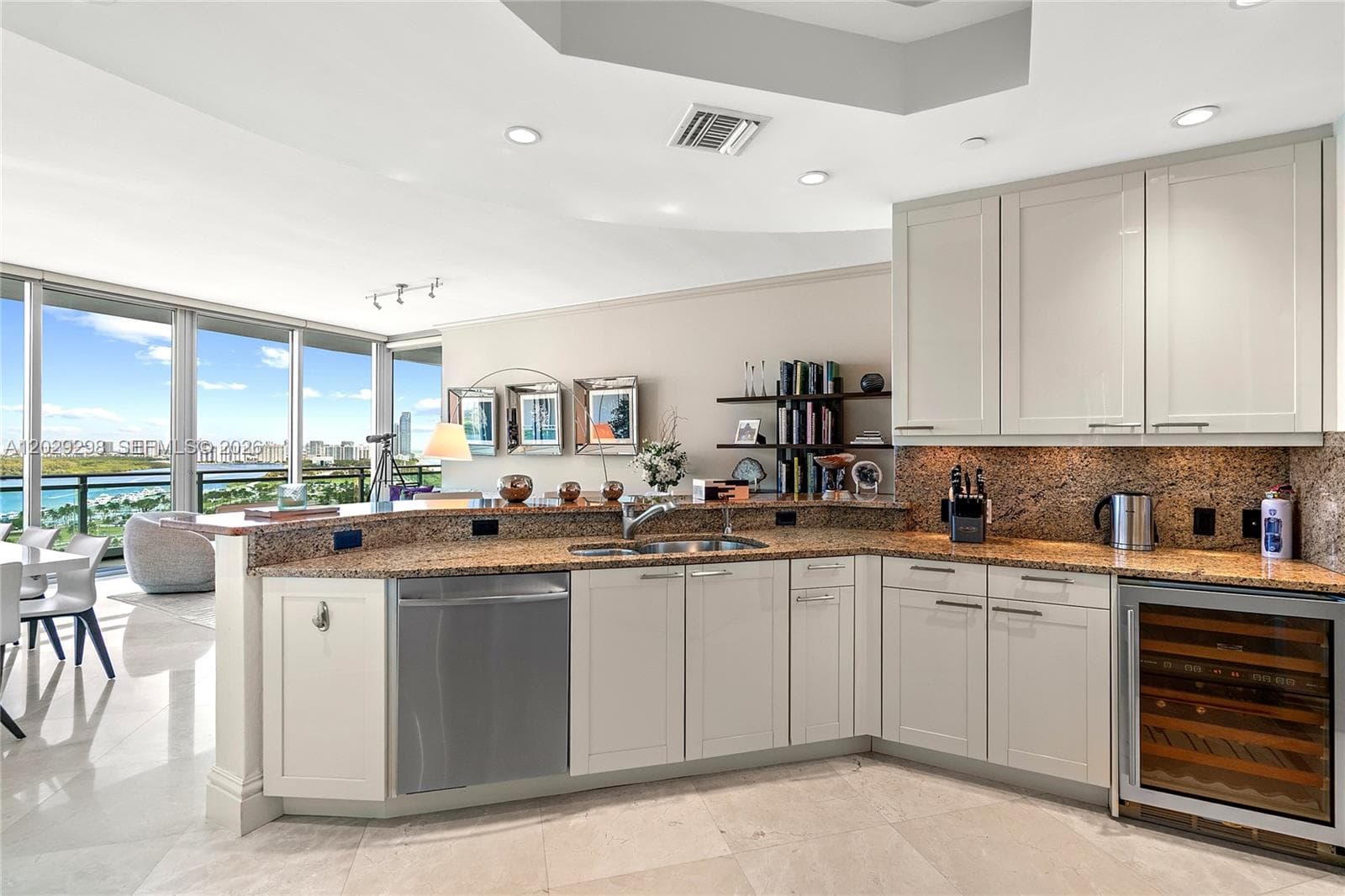 10295 Collins Ave # 1606, Bal Harbour FL 33154 photo 4