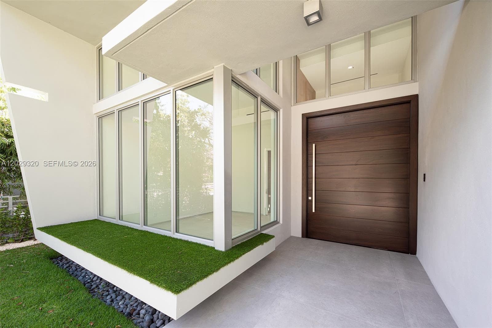 2100 S Miami Ave, Miami FL 33129 photo 5