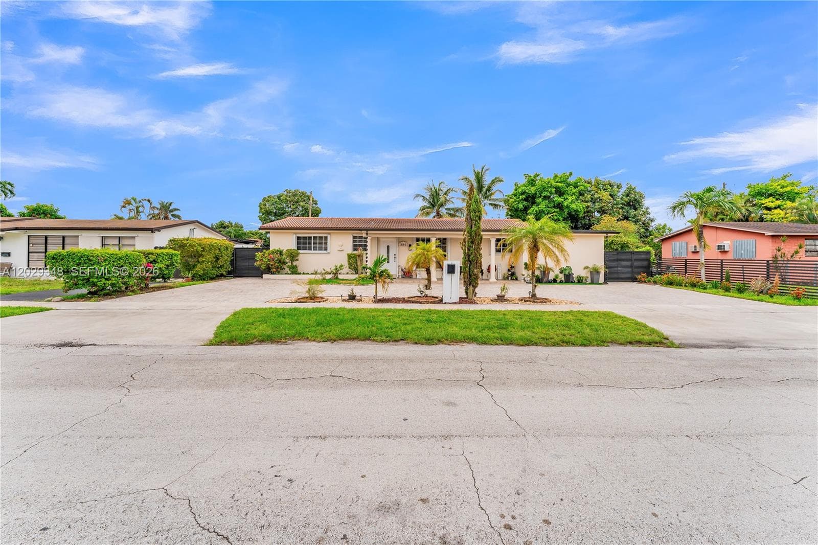 884 W 72nd Pl, Hialeah FL 33014 photo 5