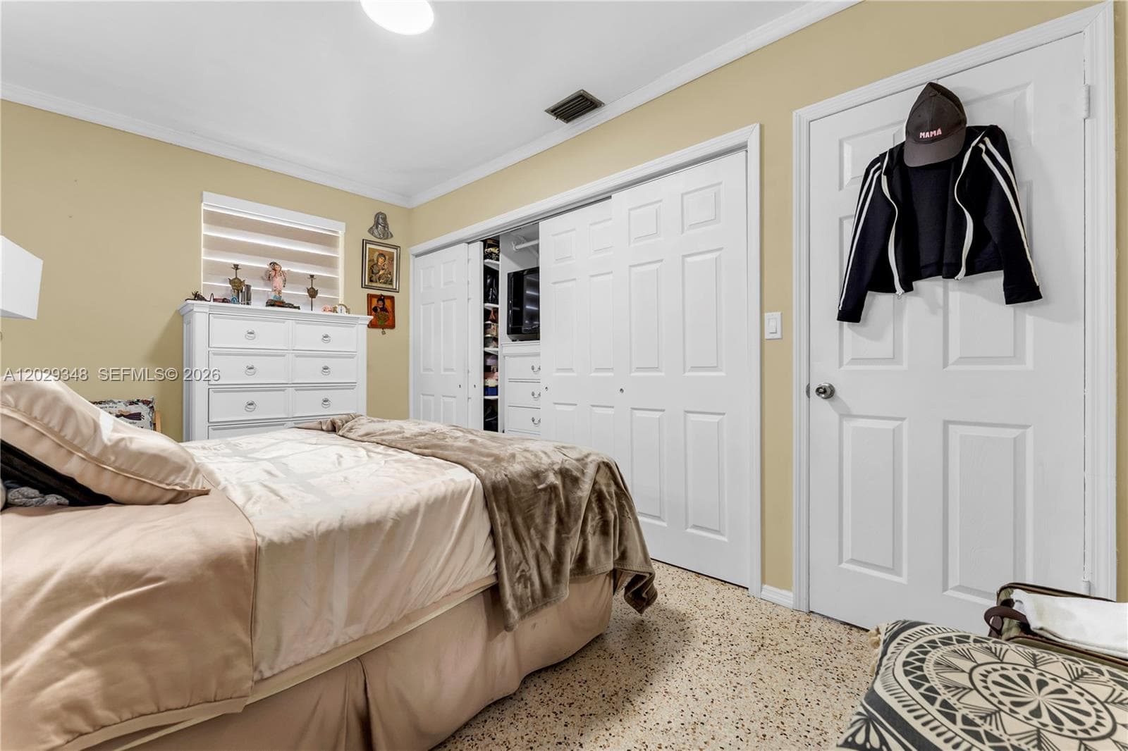 884 W 72nd Pl, Hialeah FL 33014 photo 4