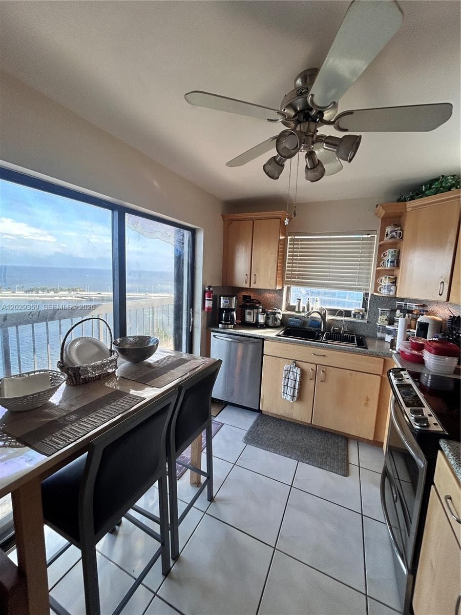 2333 Brickell Ave # 1402, Miami FL 33129 photo 5