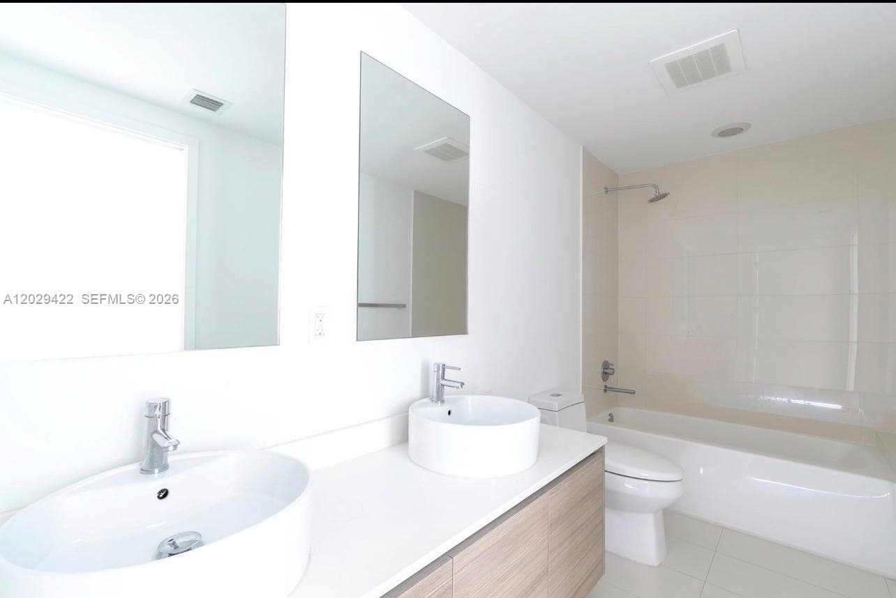 121 NE 34th St # 1412, Miami FL 33137 photo 5
