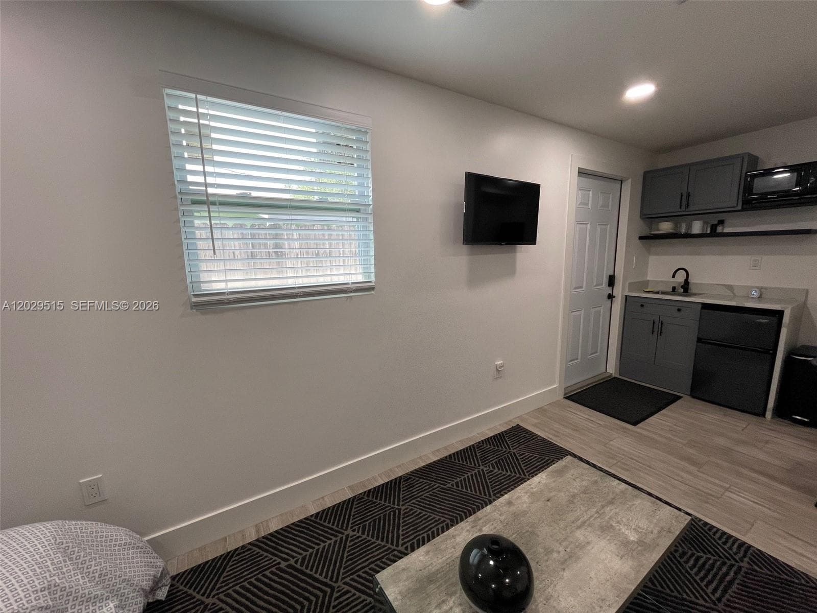 170 NE 60th St, Oakland Park FL 33334 photo 4