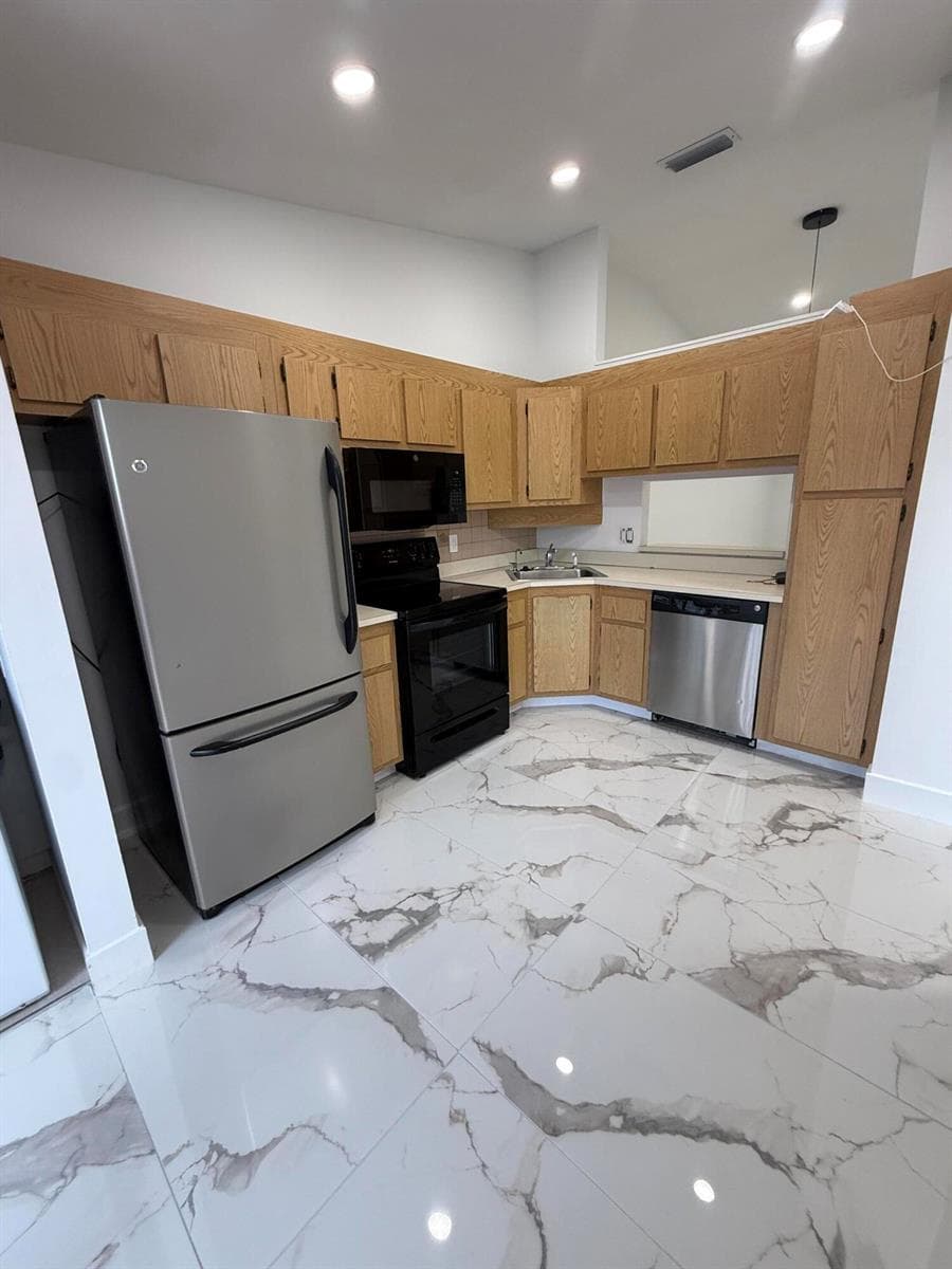 817 Sky Pine Way # H, FL 33415 photo 5