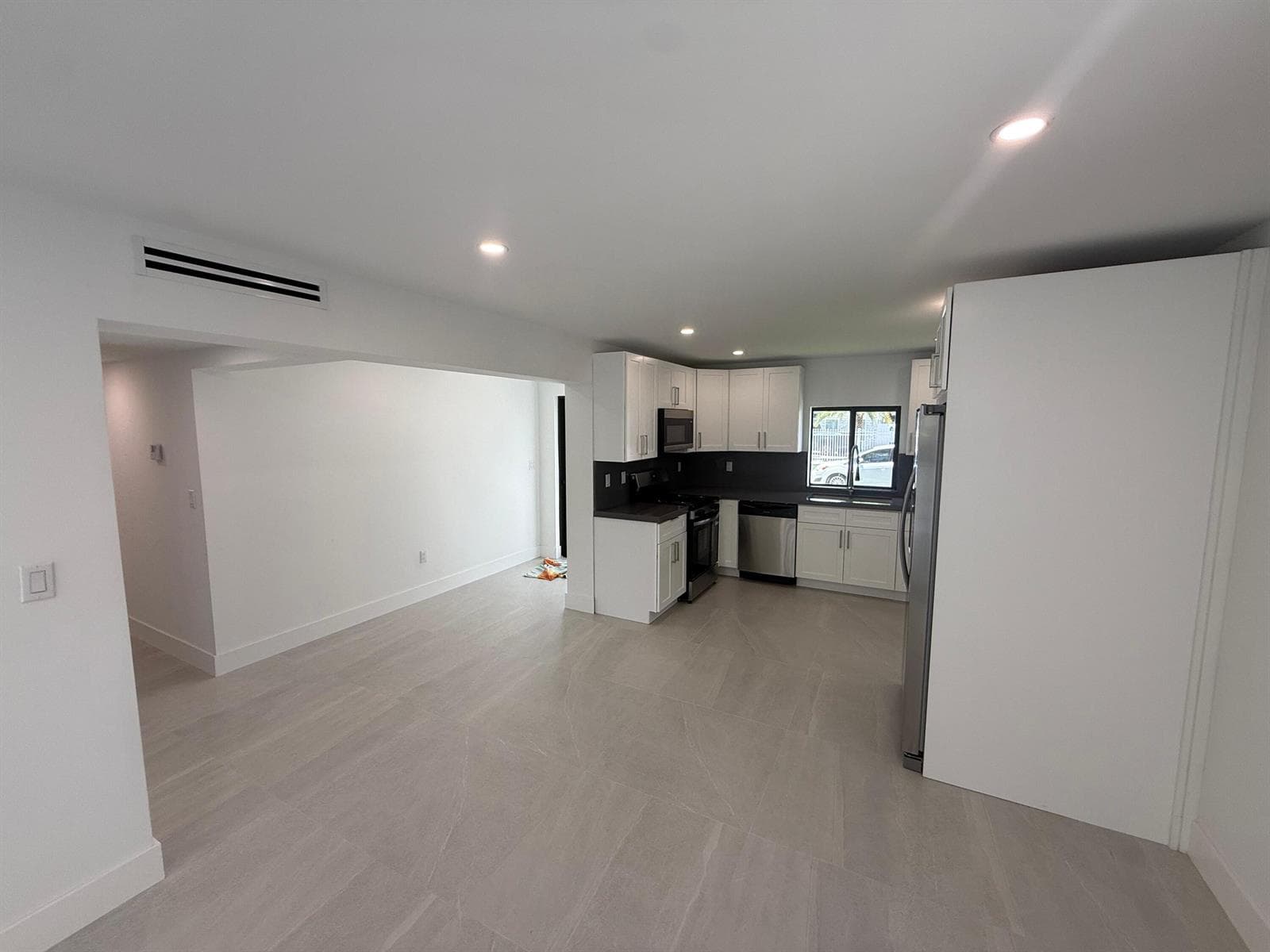 15495 Harrison Drive, Homestead FL 33033 photo 4