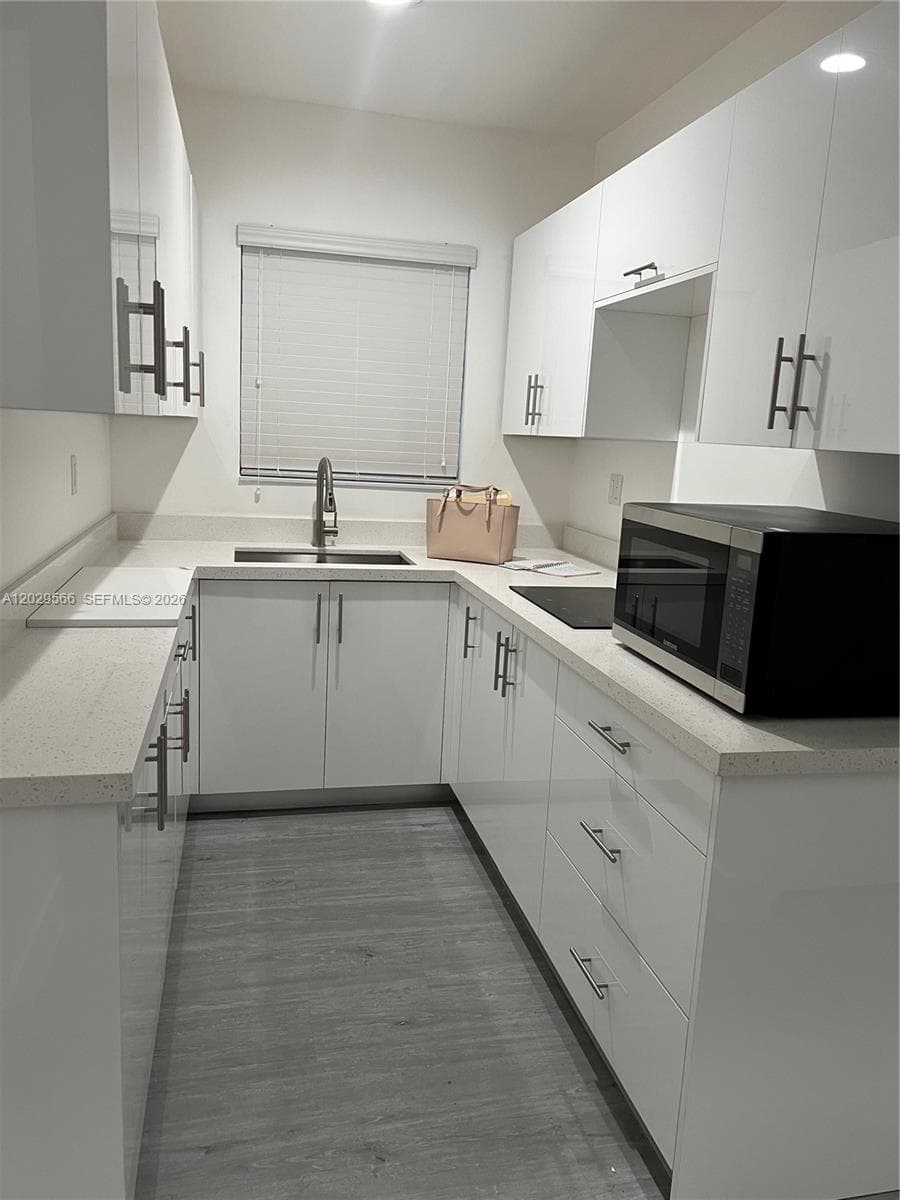 502 & 510 SW 27th Ave, Miami FL 33135 photo 2