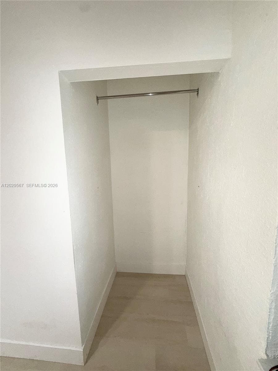 620 NE 160th St # BACK, Miami, FL 33162 photo 4