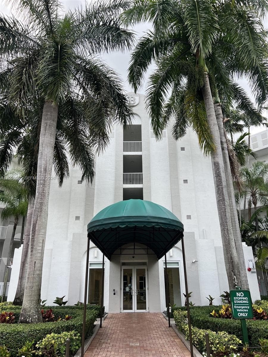 10750 NW 66th St # 401, Doral FL 33178 photo 3