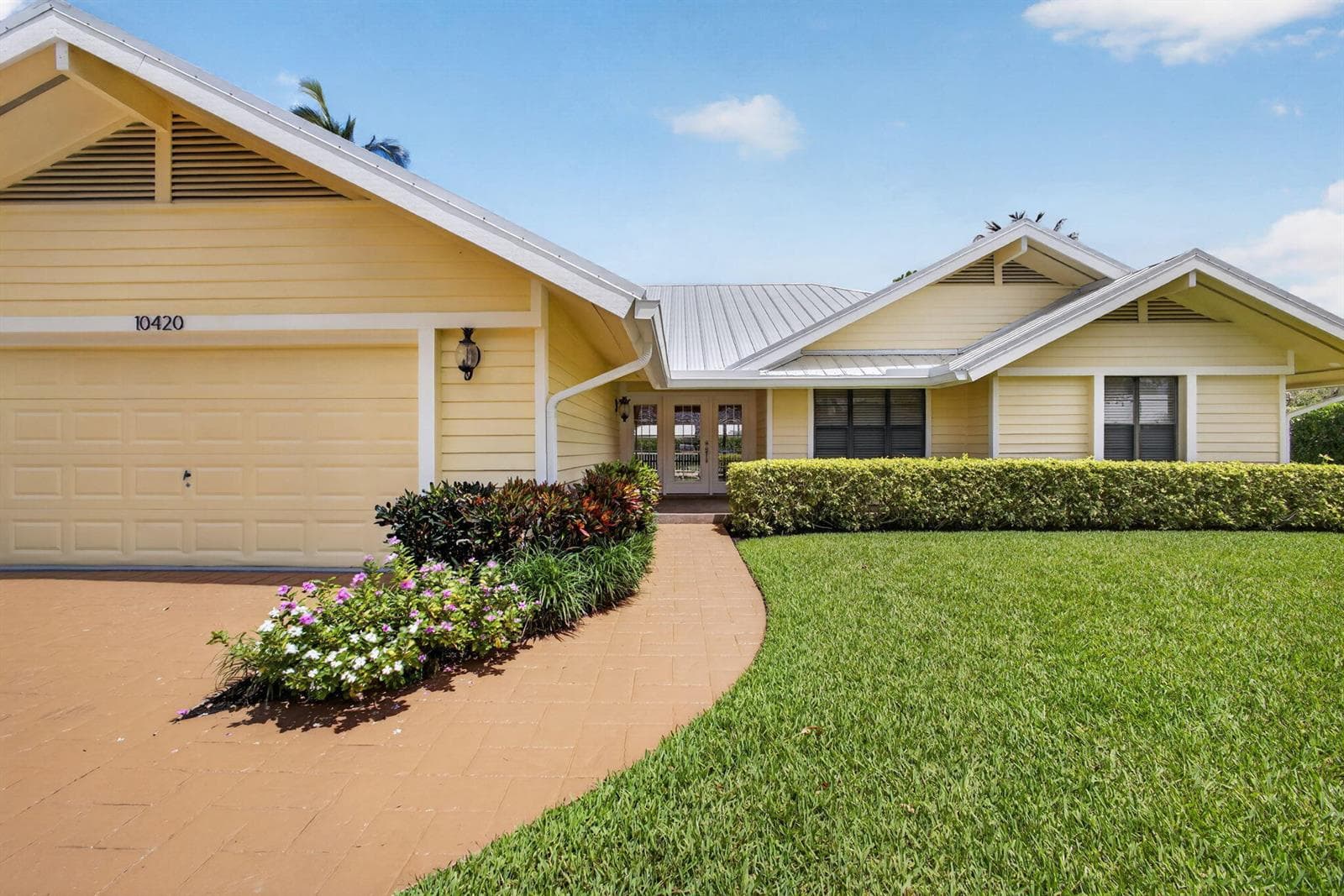 10420 SE Jupiter Narrows Drive, Hobe Sound FL 33455 photo 3