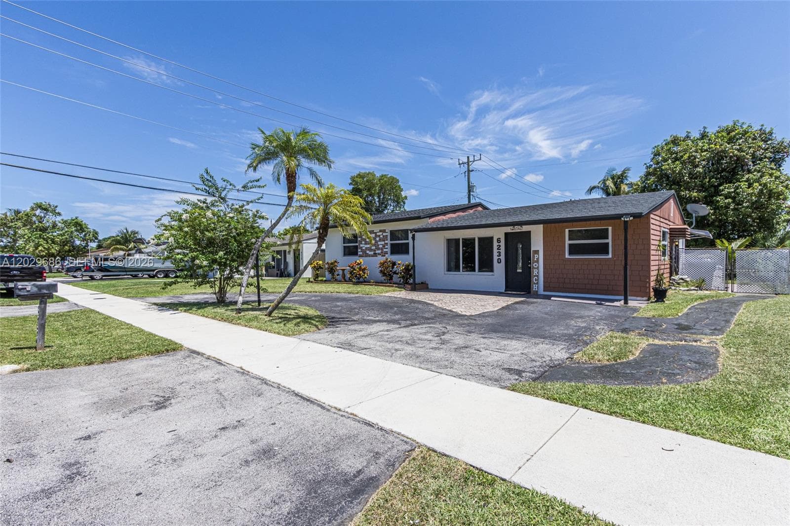 6230 SW 16th Ct, North Lauderdale FL 33068 photo 2
