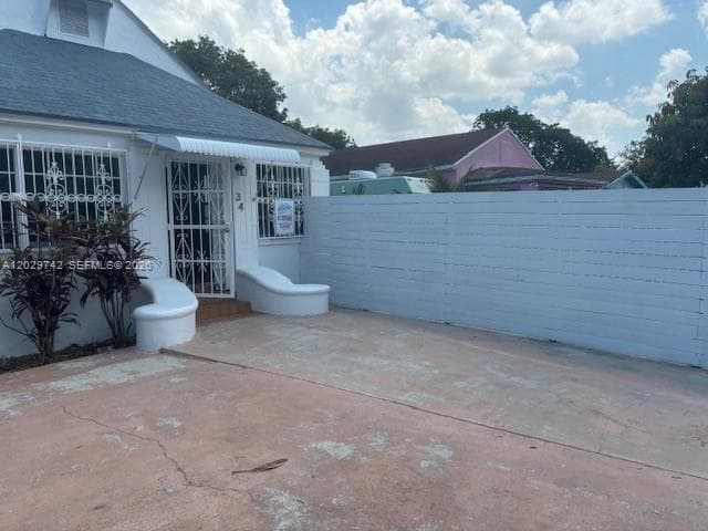 34 NW 69th St, Miami FL 33150 photo 3
