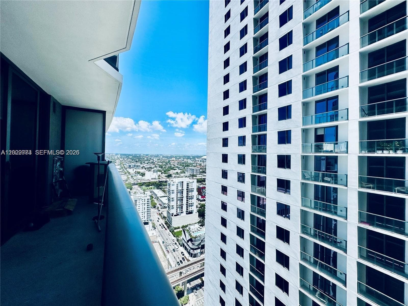 55 SW 9th St # 3409, Miami FL 33130 photo 3