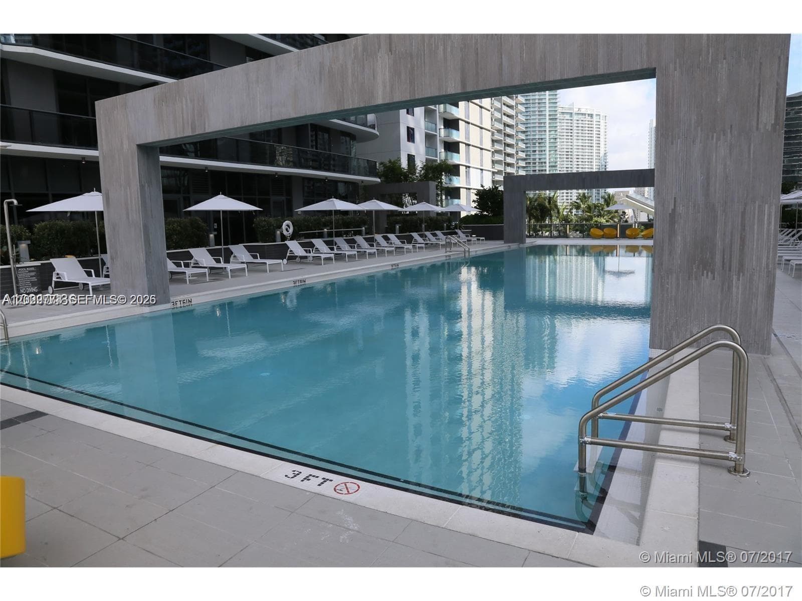 55 SW 9th St # 3409, Miami FL 33130 photo 5