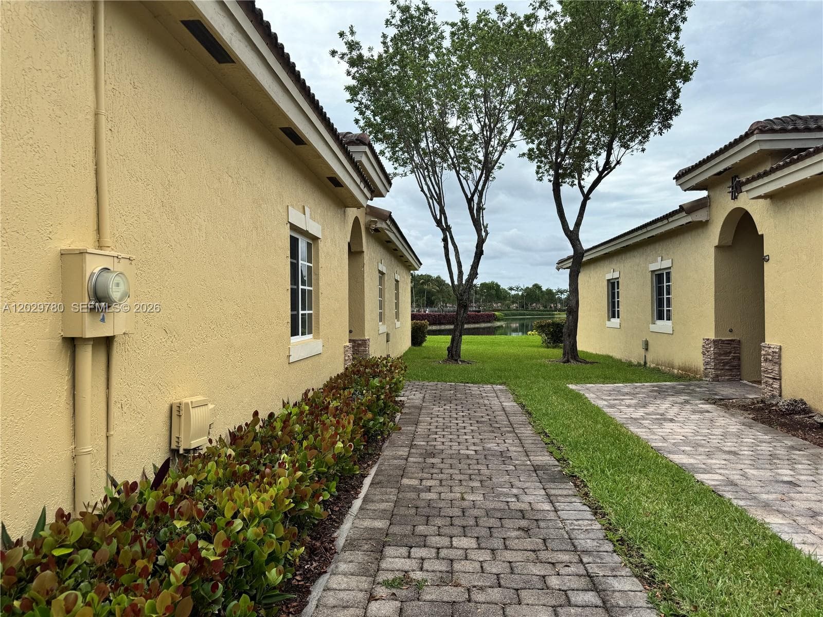 3384 NE 11th Dr, Homestead, FL 33033 photo 5