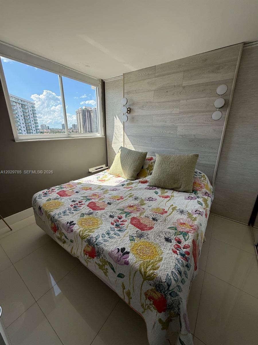 19370 Collins Ave # 912, Sunny Isles Beach FL 33160 photo 3