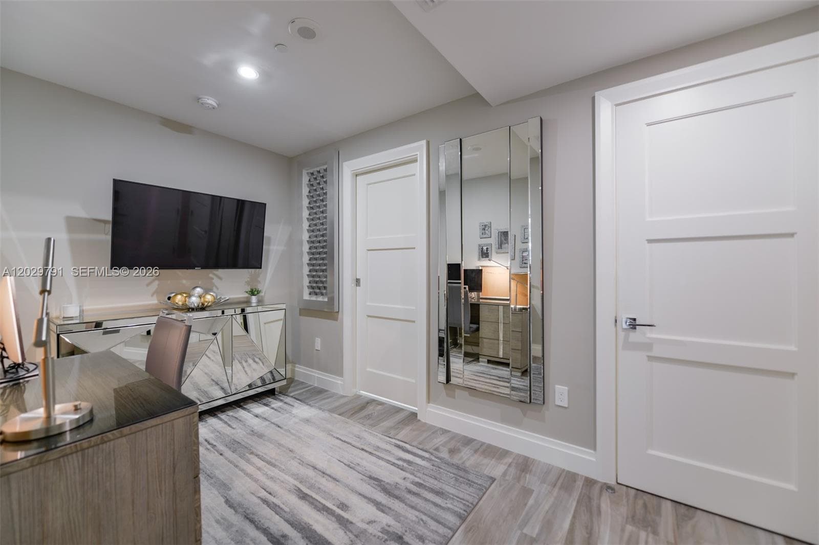 801 S Miami Ave # 3706, Miami FL 33130 photo 3