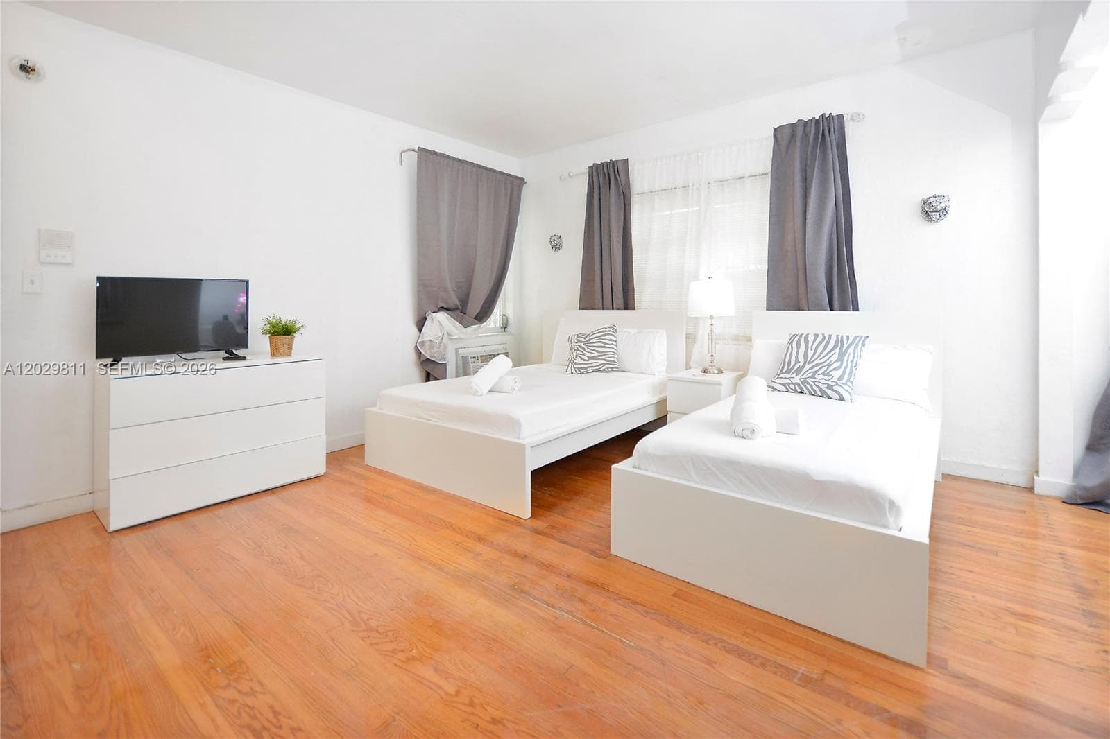 1021 Euclid Ave # 1, Miami Beach FL 33139 photo 3