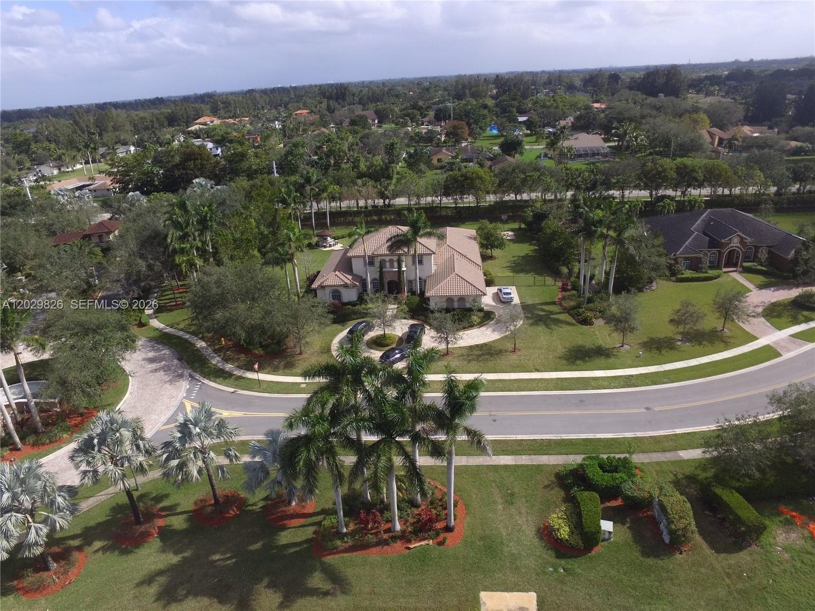 2750 E Jockey Cir E, Davie FL 33330 photo 3