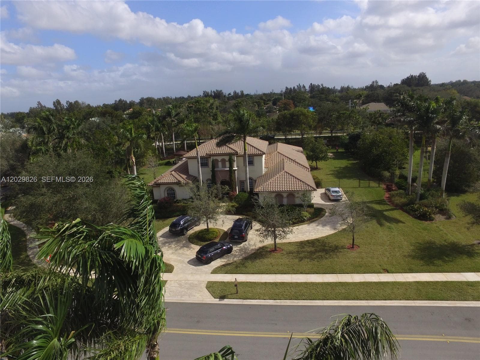 2750 E Jockey Cir E, Davie FL 33330 photo 4