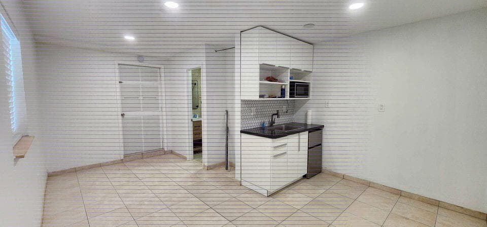4648 SW 24th Avenue, Dania Beach FL 33312 photo 5