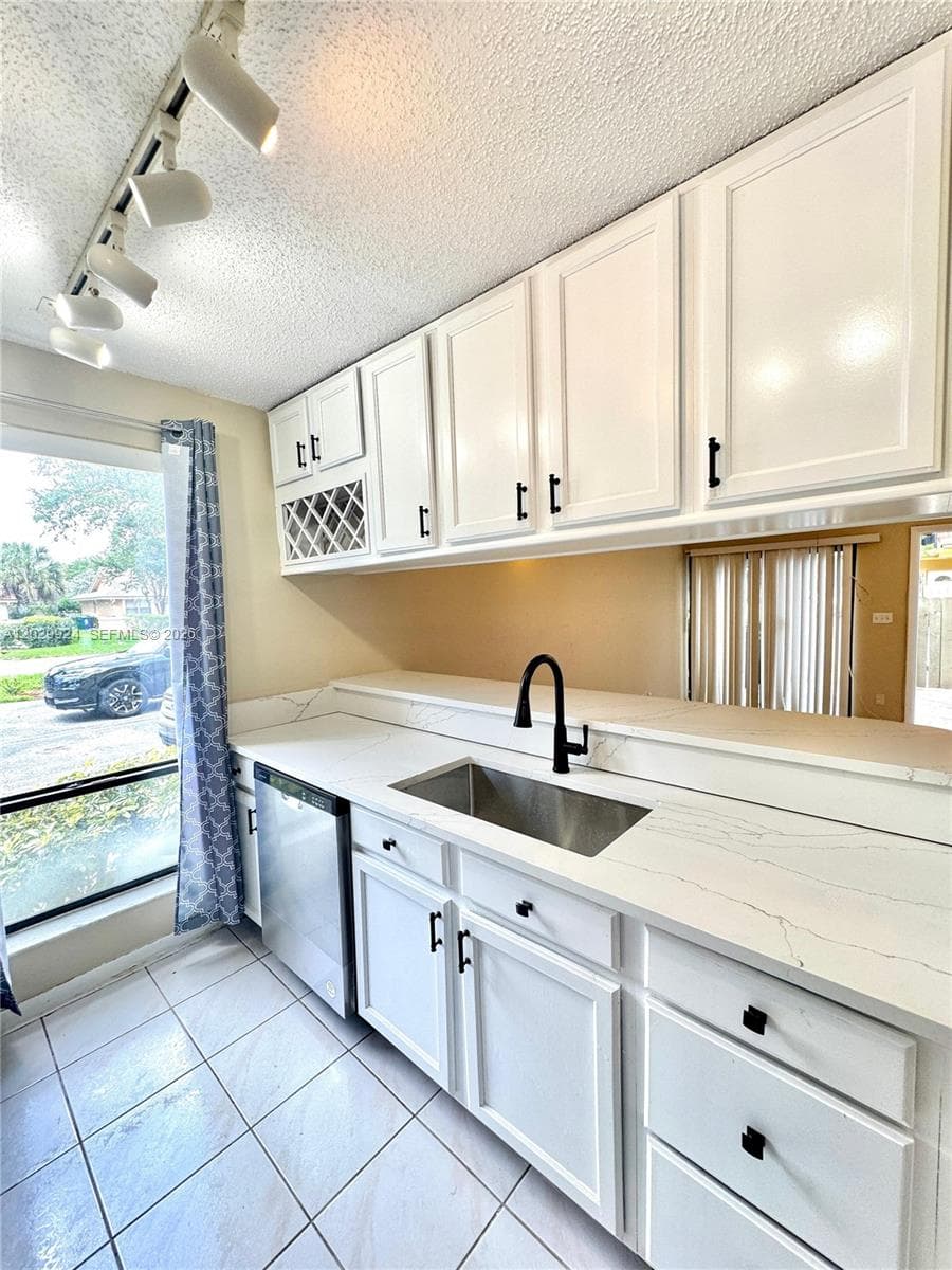 4240 NW 114th Ter # 40, Coral Springs FL 33065 photo 4