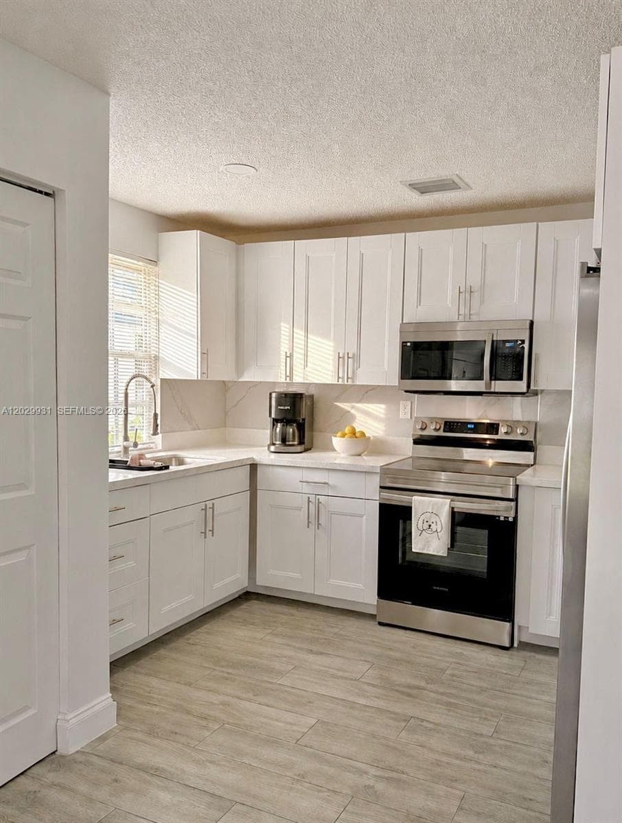 5519 NW 4th Ave, Miami FL 33127 photo 2